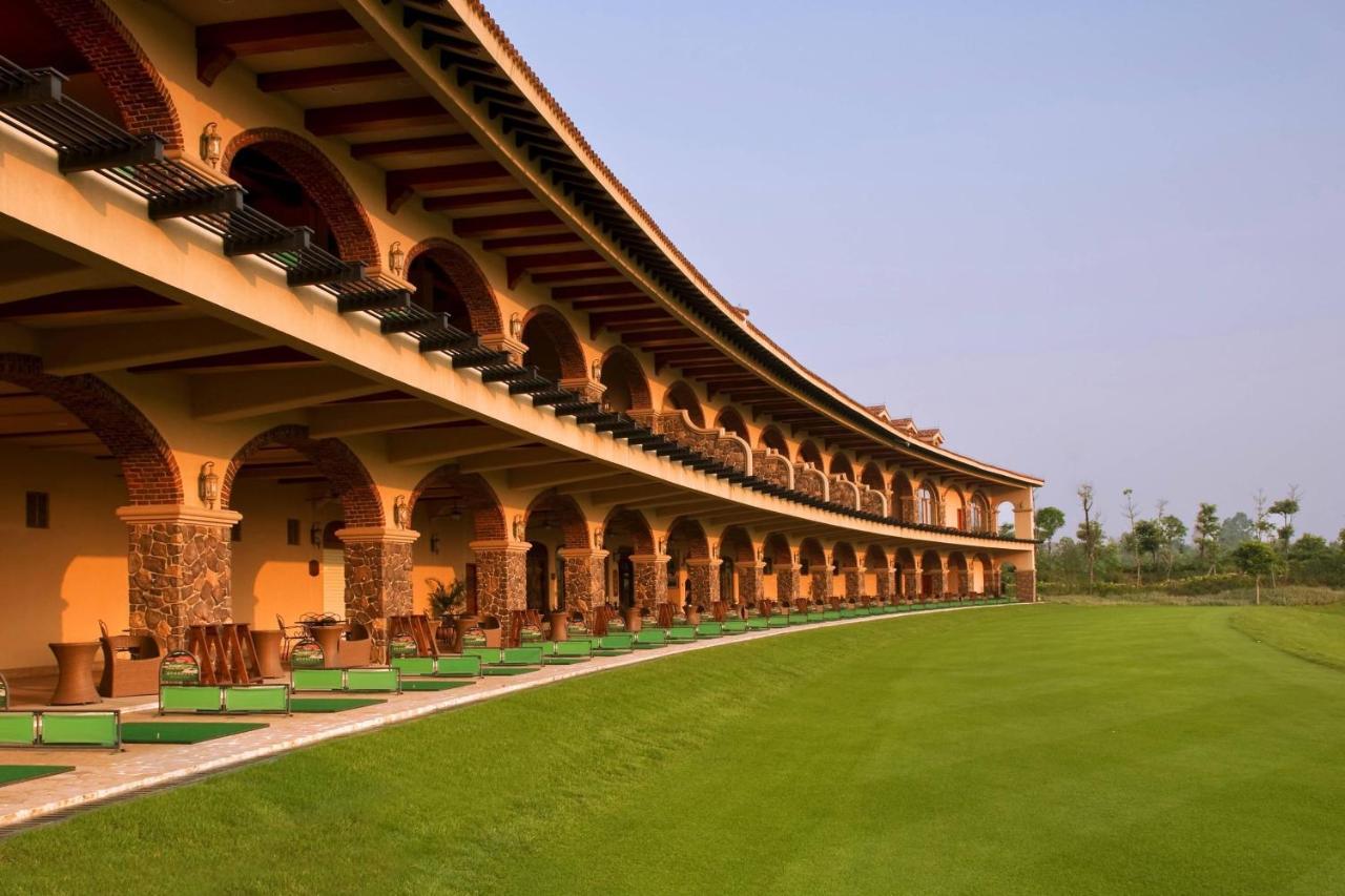 Sheraton Qingyuan Lion Lake Resort Esterno foto